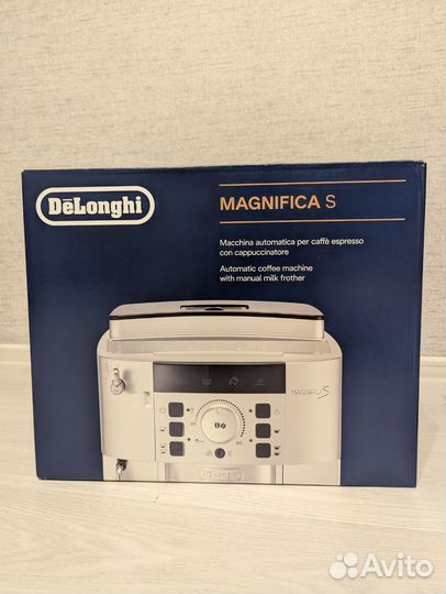 Кофемашина DeLonghi ecam 22.110.B черная