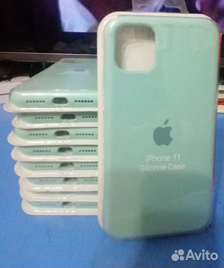 Чехол на iPhone 11