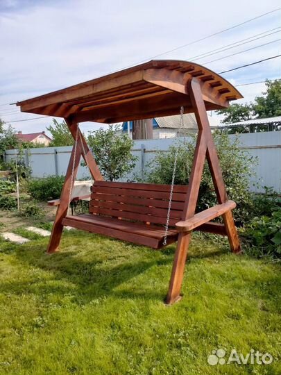 Садовые качели из дерева