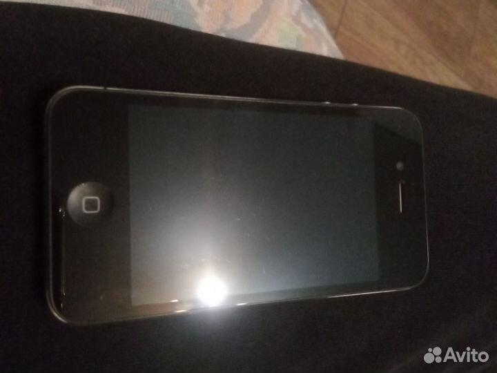 iPhone 4, 8 ГБ