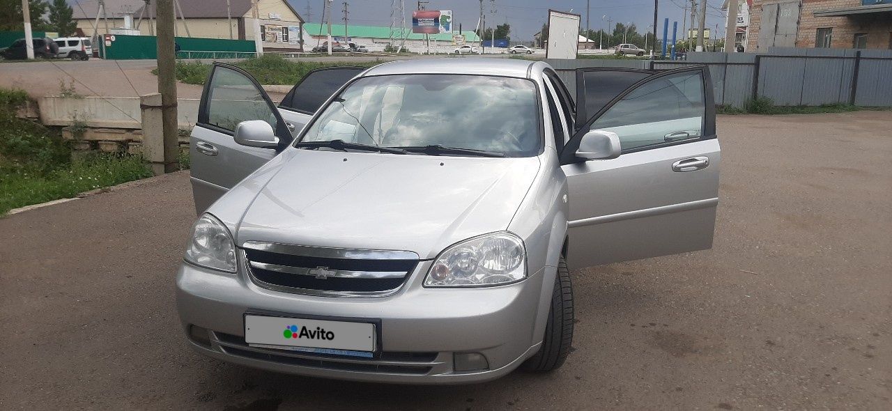Chevrolet Lacetti: фото владельца