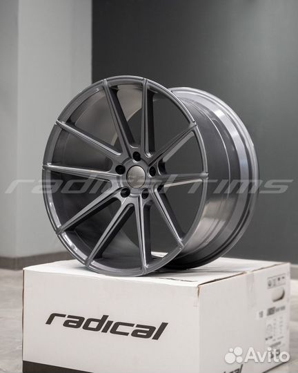 Radical EVO-3 21x10.5 + 21x11.5 5x120 Gloss Gunmet