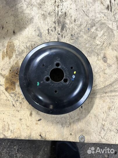 Шкив помпы Audi A7 (4G)