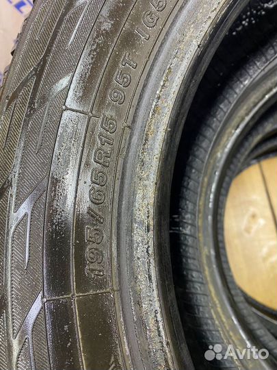 Yokohama IceGuard Stud IG65 195/65 R15