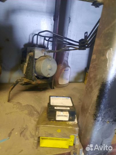 Запчасти на toyota corolla 120