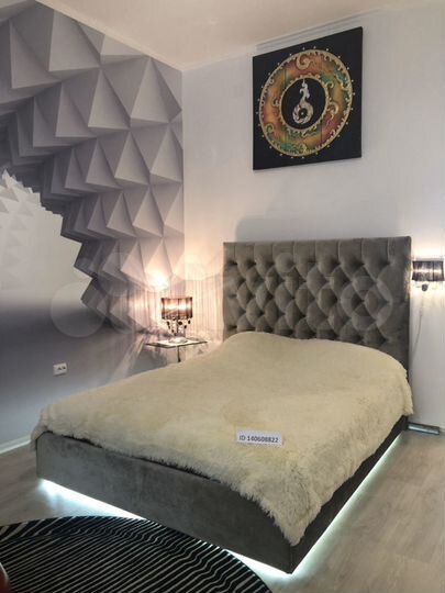 2-к. квартира, 65 м², 2/4 эт.