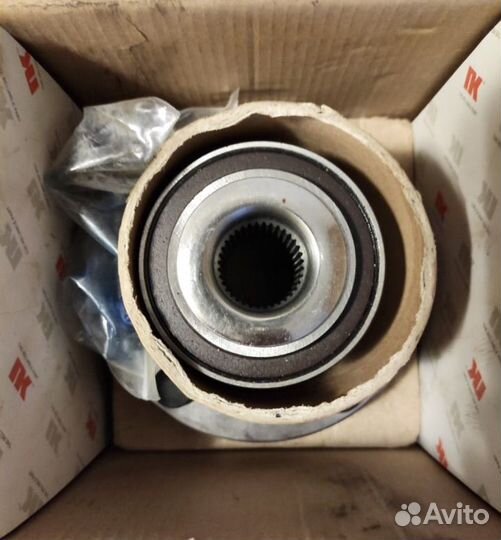 Ступица в сборе с подшипником mazda 3 2003-2009