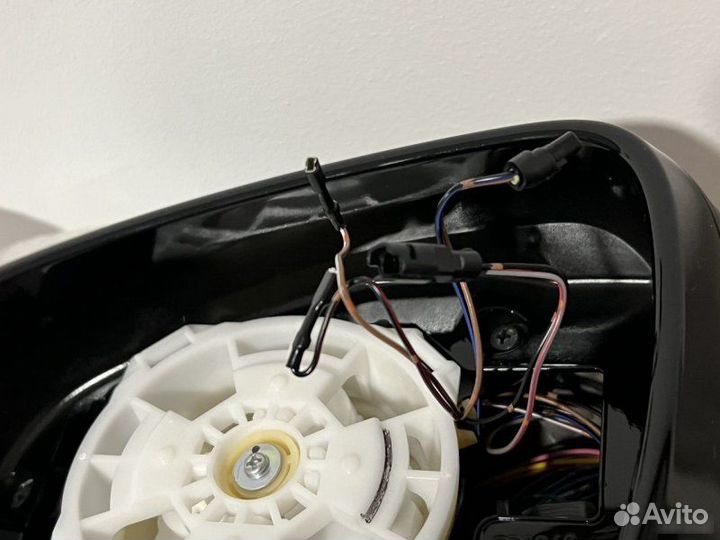 Зеркало левое Lexus Ls 460