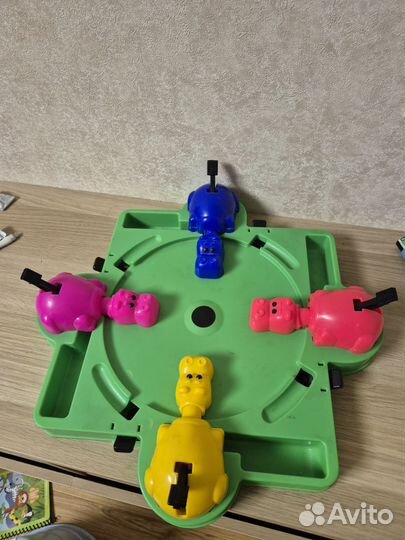 Голодные бегемотики