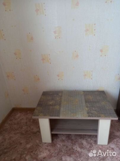 Журнальный стол