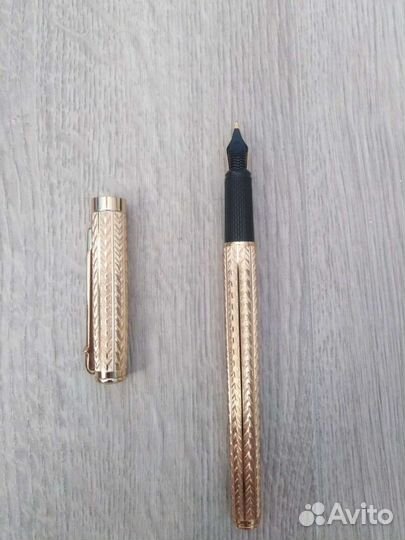 Перьевая ручка