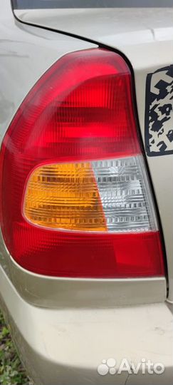 Фонарь задний левый Hyundai Accent G4EC 1.5 2005