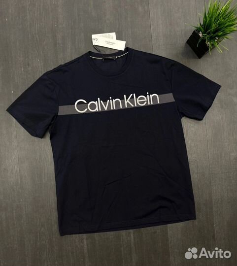 Футболка Calvin Klein летняя