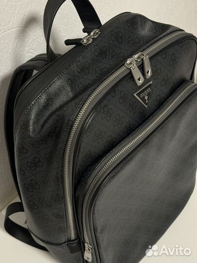 Рюкзак guess