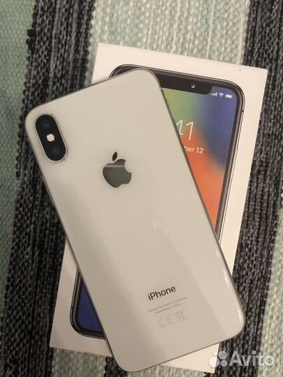 iPhone X, 64 ГБ