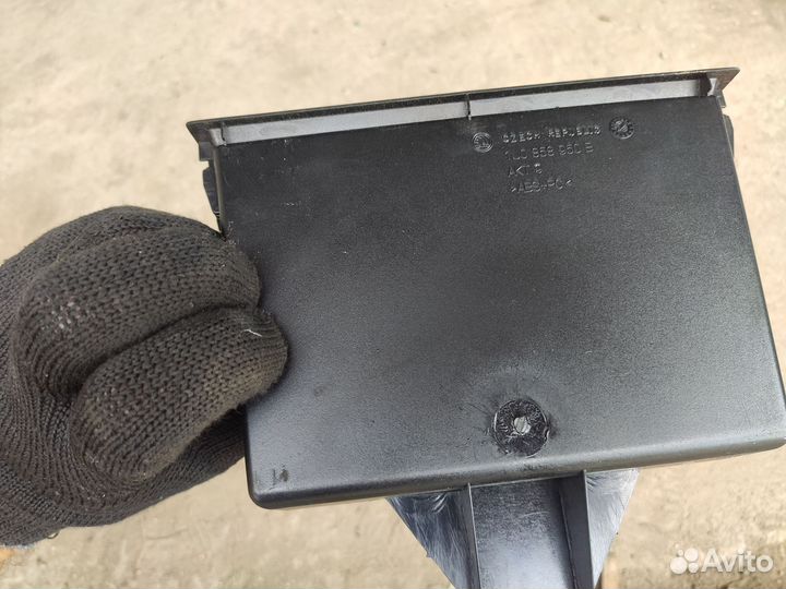 Ящик центральной консоли Skoda Octavia Tour, 2007