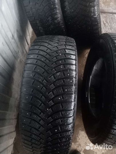 Michelin X-Ice North 26.5/65 R17