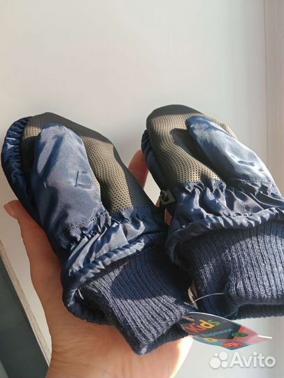 Детские новые вещи с бирками шапка/куртка/чешки