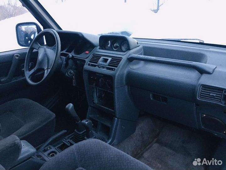 Mitsubishi pajero 92г 3.0 АКПП в разборе