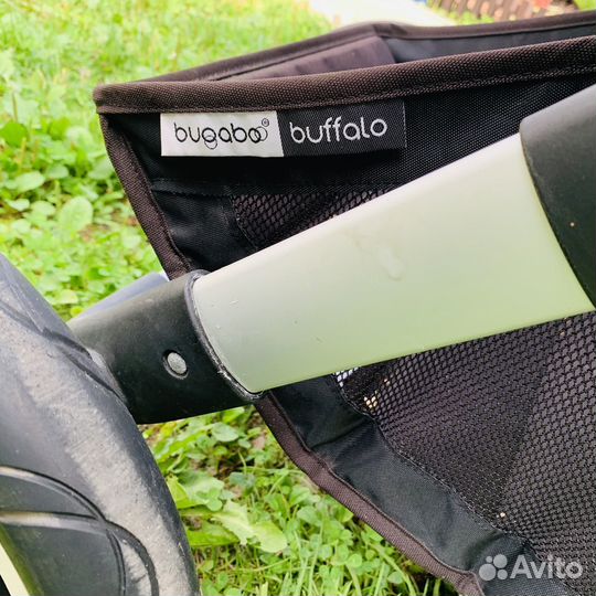 Коляска Бу Га Бу буфало