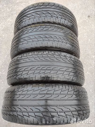 Atlas Ultra High Performance 225/60 R18