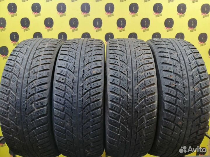 Kumho I'Zen RV Stud KC16 225/60 R17