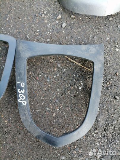 Пластиковые накладки Пежо 308