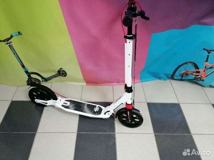 Самокат с дисковым тормозом