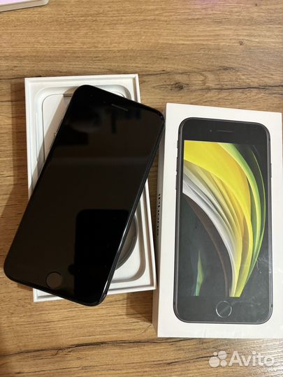 iPhone SE (2020), 64 ГБ