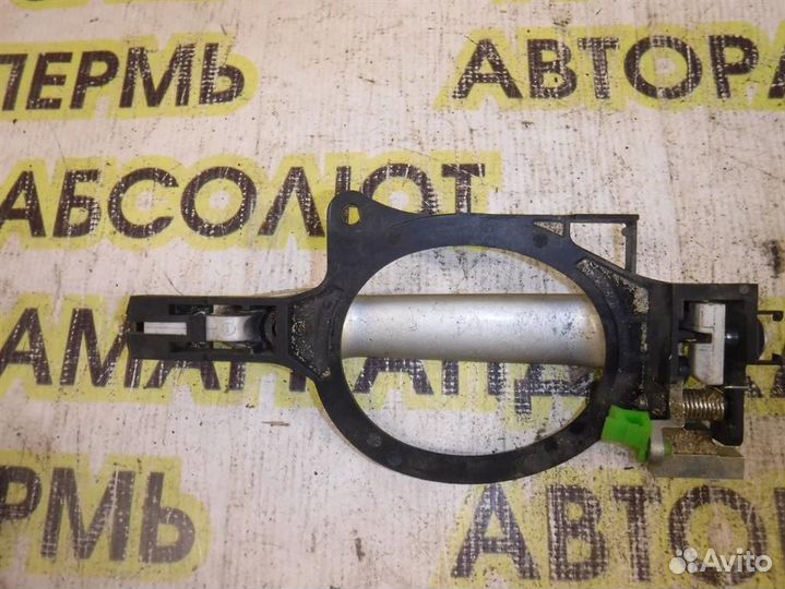 Ручка двери задней наружная левая Mitsubishi Lanc