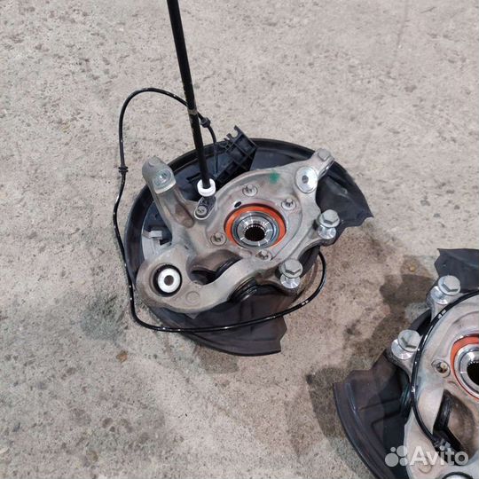 Задний кулак на Мерседес W204-6.3AMG