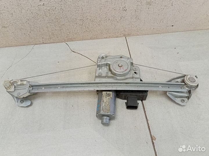 Стеклоподъемник электрический задний правый