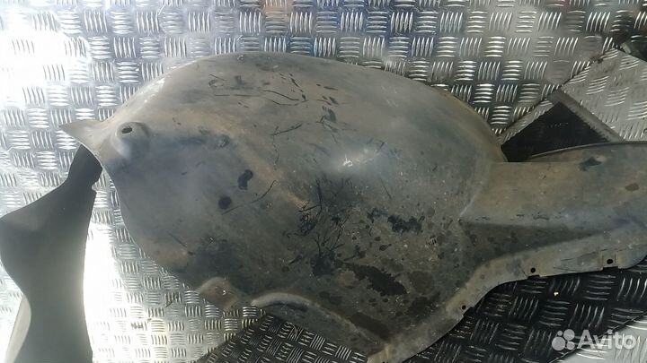 Локер (подкрылок) передний левый volkswagen caddy