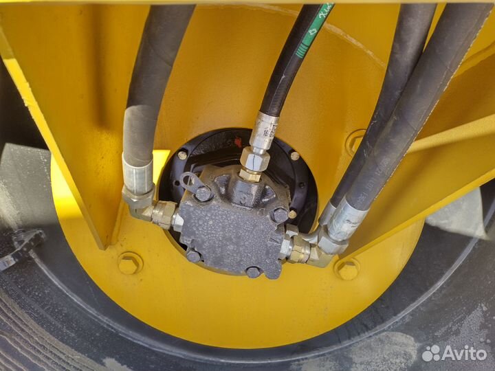 Дорожный каток Sinomach GYD102, 2023