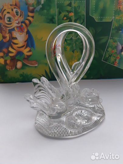 Лебеди хрустальные
