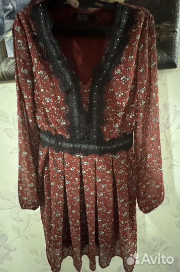 Платье женское 42 44 с кружевом