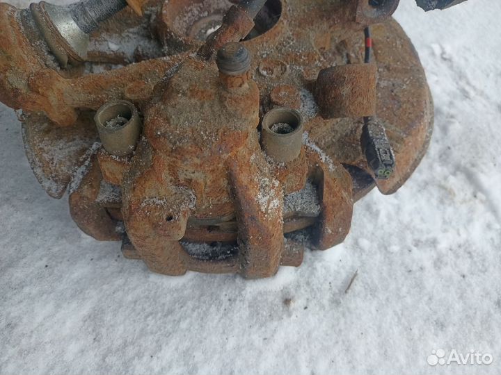 Кожух тормозного диска задний левый правый W164