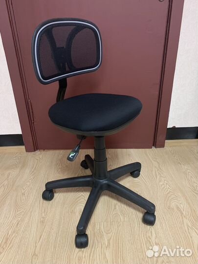 Компьютерное кресло новое ткань