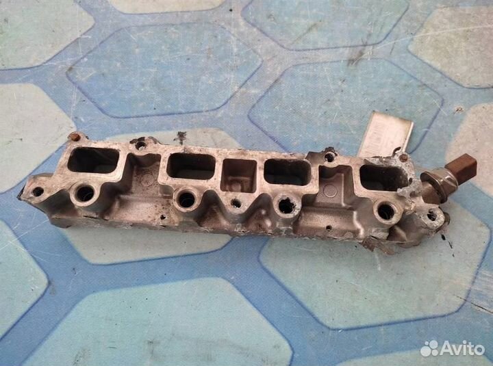 Коллектор впускной 898