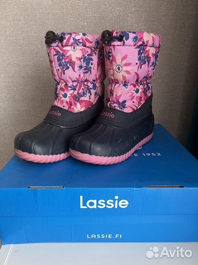 Lassie 32 сноубутсы