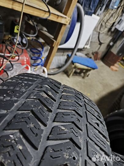 Vredestein ArcTrac 215/65 R16 102T