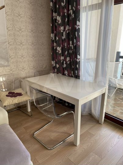 2-к. квартира, 85 м², 4/4 эт.