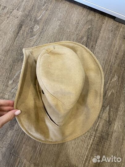 Шляпа, парик, маска