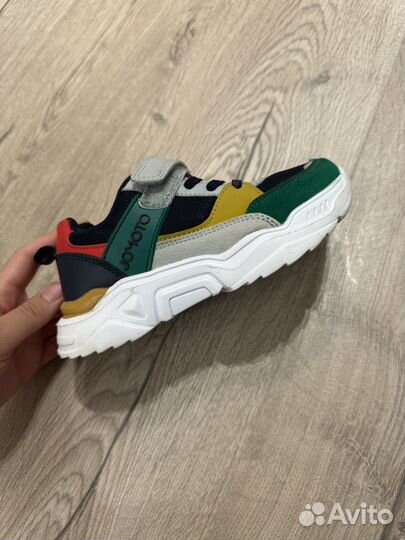 Кроссовки детские