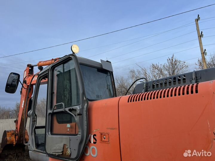 Гусеничный экскаватор Hitachi ZX200, 2006