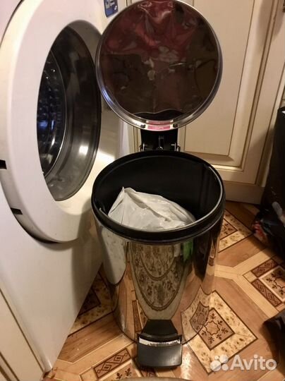 Ведро с педалью для мусора brabantia