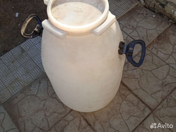Бак для воды пластиковый