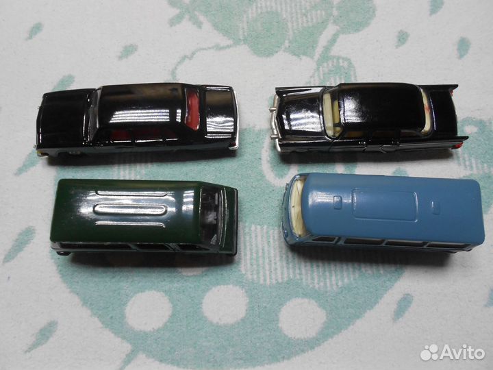 Модели авто СССР 1:43 Чайка с Мишкой Олимпийским