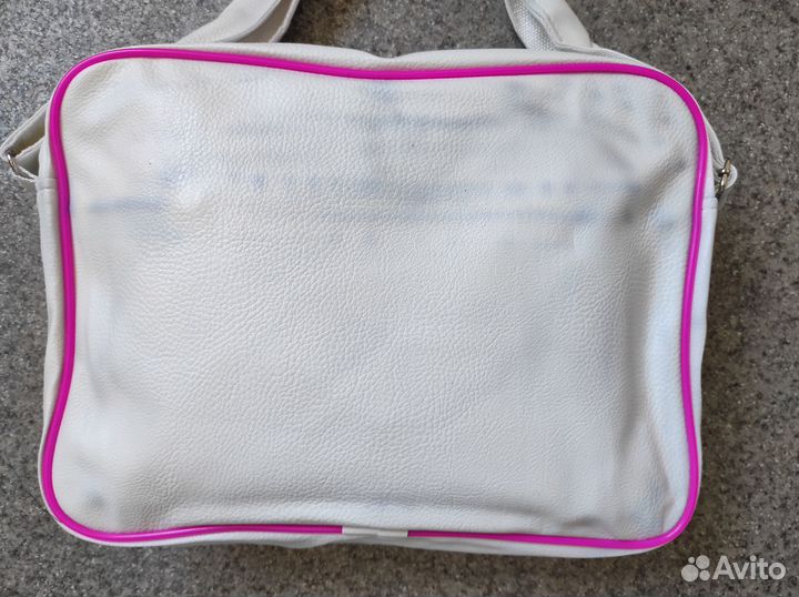 Сумка Адидас белая 35х25 х10 см с ремнем