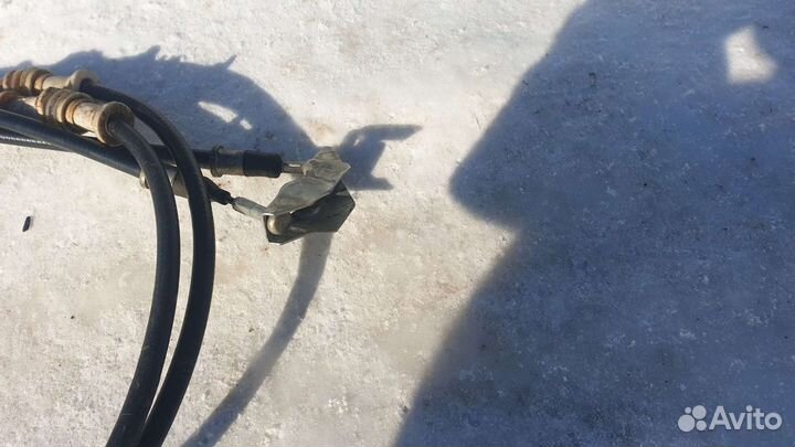 Трос ручника